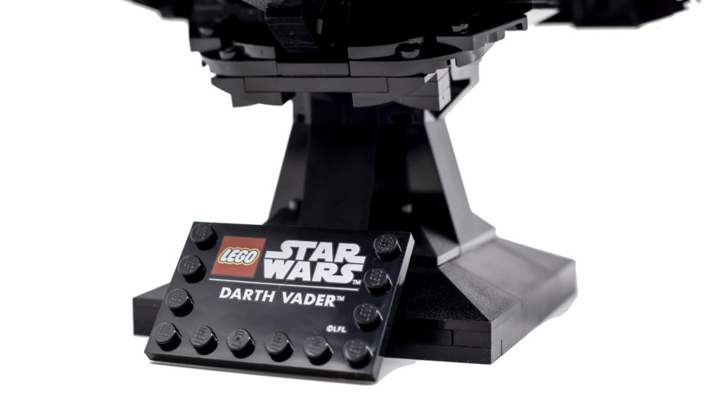 LEGO Star Wars 75304 Darth Vader Helmet 13