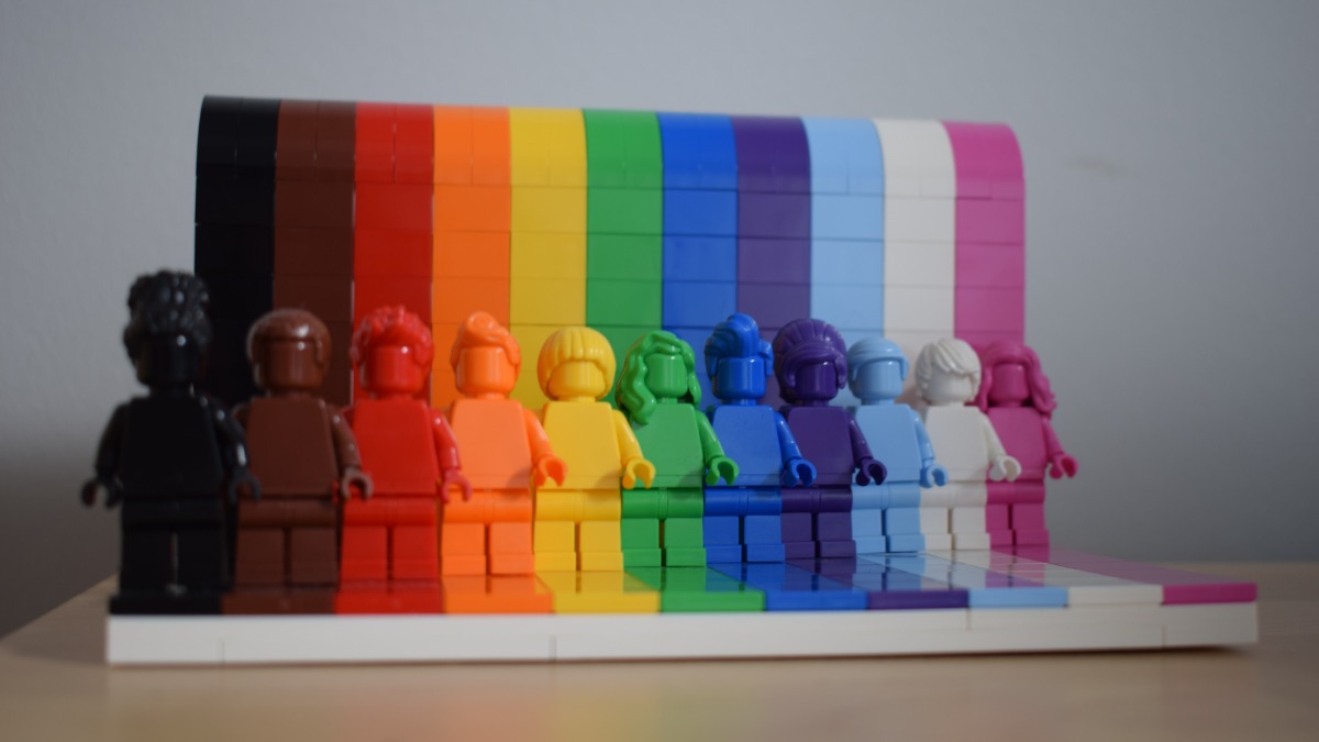 LEGO for Adults 40516 Everyone Is Awesome review