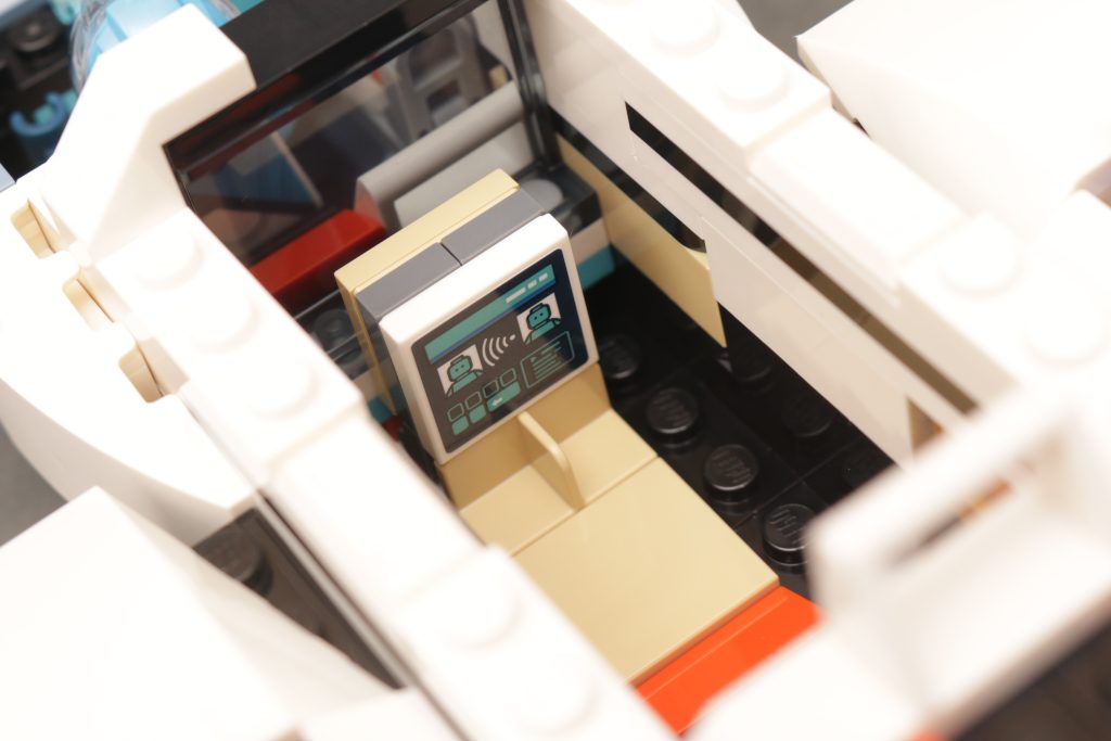 LEGO City 60446 Modular Galactic Spaceship review 46 1024x683