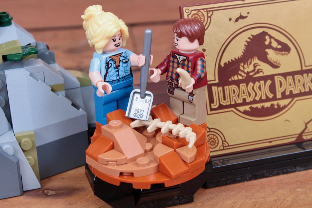 LEGO Jurassic Park 76968 Dinosaur Fossils Tyrannosaurus rex review 5 1024x683