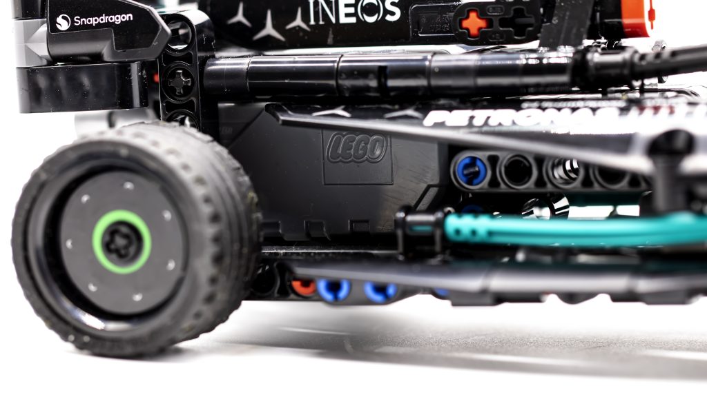 LEGO Technic 42165 Mercedes AMG F1 W14 Pull Back 24 1024x576