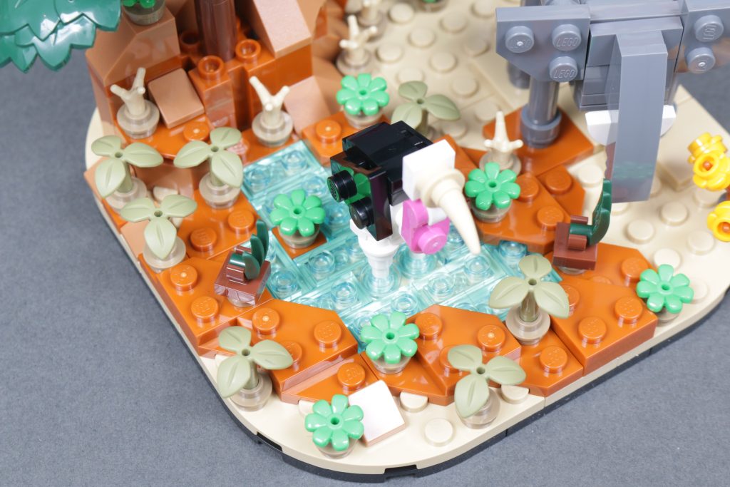 LEGO 40784 African Savanna Diorama GWP review 8 1024x683