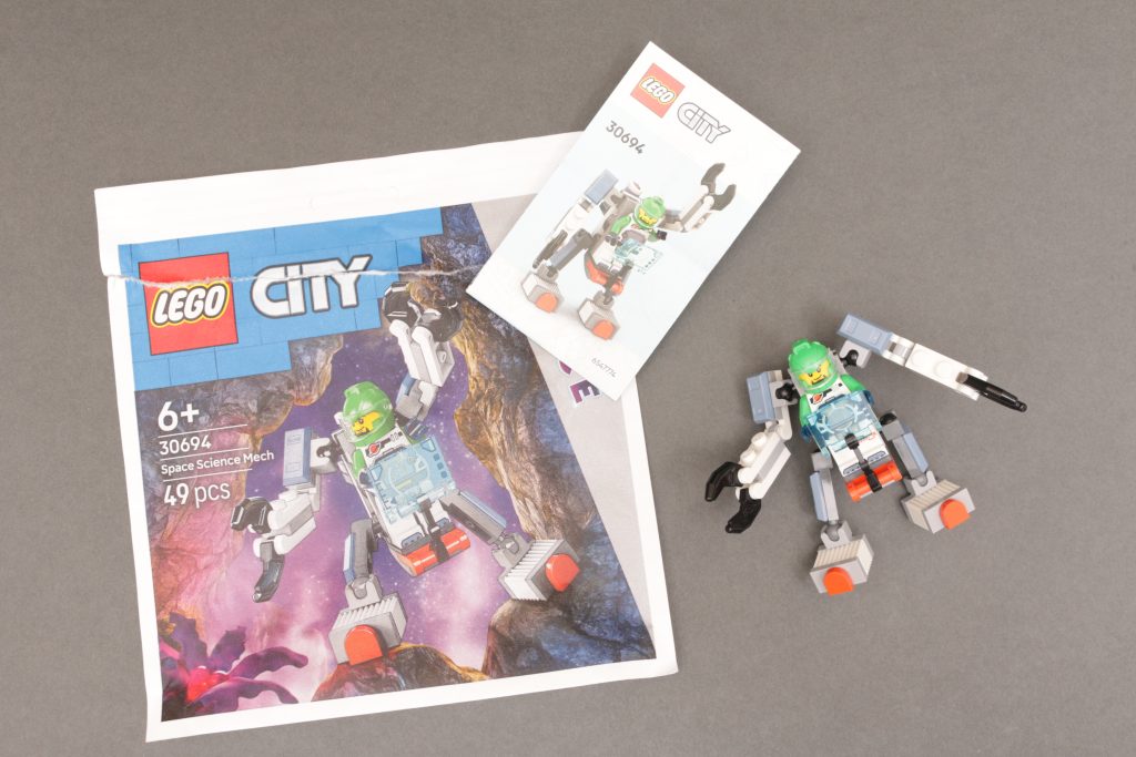 LEGO City 30694 Space Science Mech review 1 1024x683
