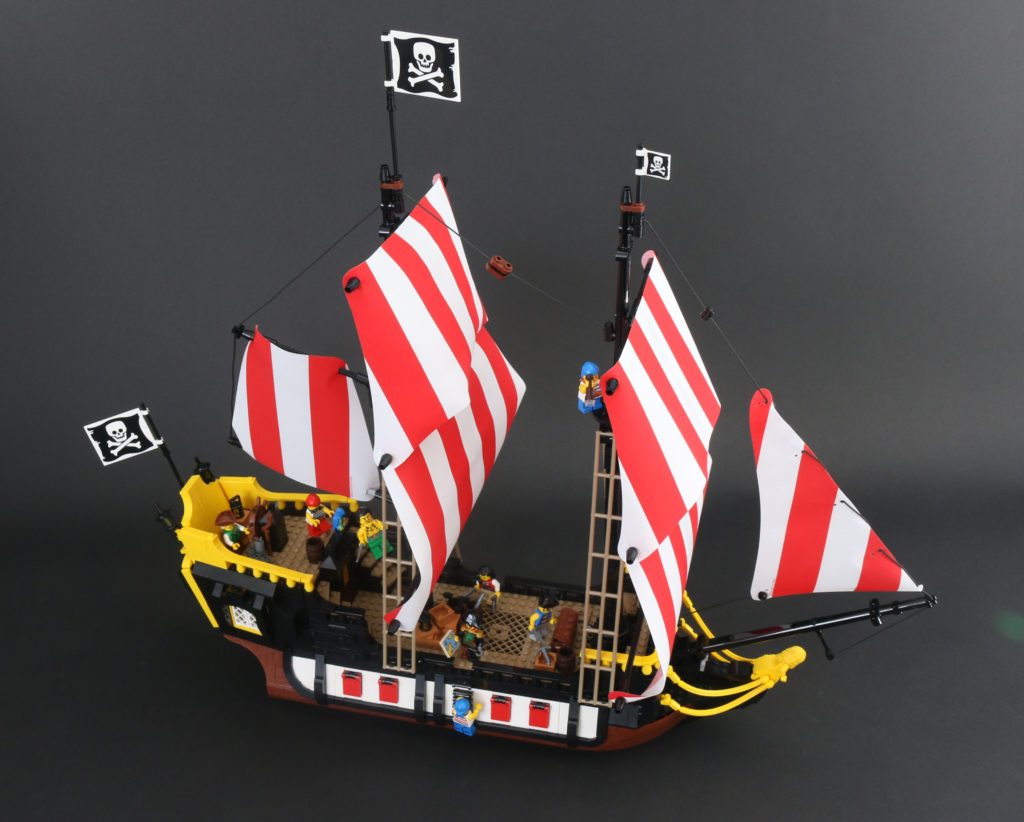 LEGO Ideas 21322 Pirates of Barracuda Bay review 73