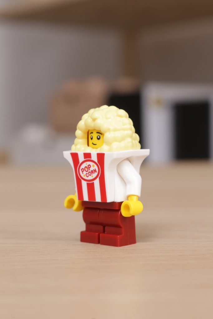 LEGO Minifigures 71034 Series 23 review 40 683x1024