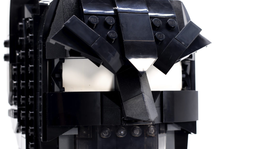 LEGO DC Batman 76182 Batman Cowl 12