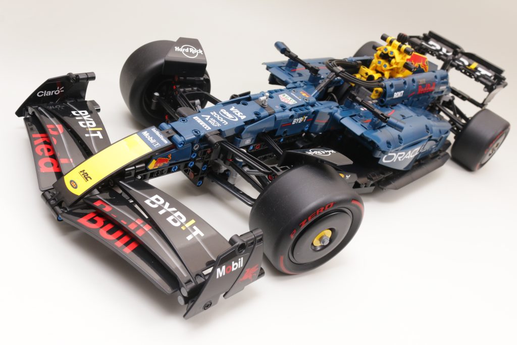 LEGO Technic 42206 Oracle Red Bull Racing RB20 F1 Car review 11 1024x683