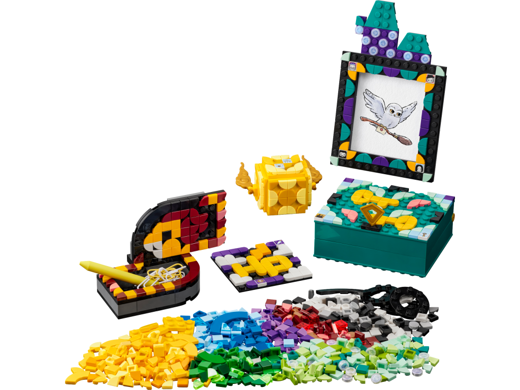 LEGO Harry Potter DOTS 41811 Hogwarts Desktop Kit 3 1024x768