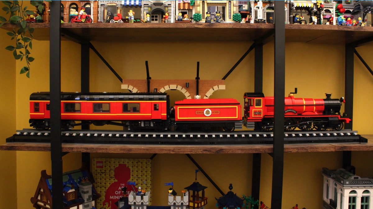 Why 76405 Hogwarts Express Collectors’ Edition is so expensive, according to LEGO