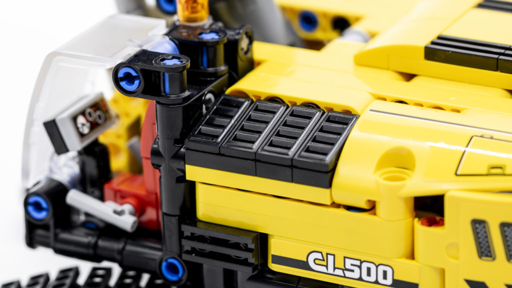 LEGO Technic 42121 Heavy Duty Excavator 9