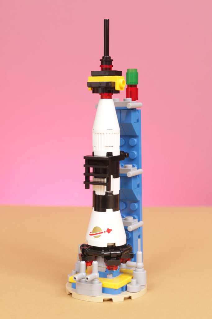 LEGO 40712 Micro Rocket Launchpad gift with purchase review 10 683x1024