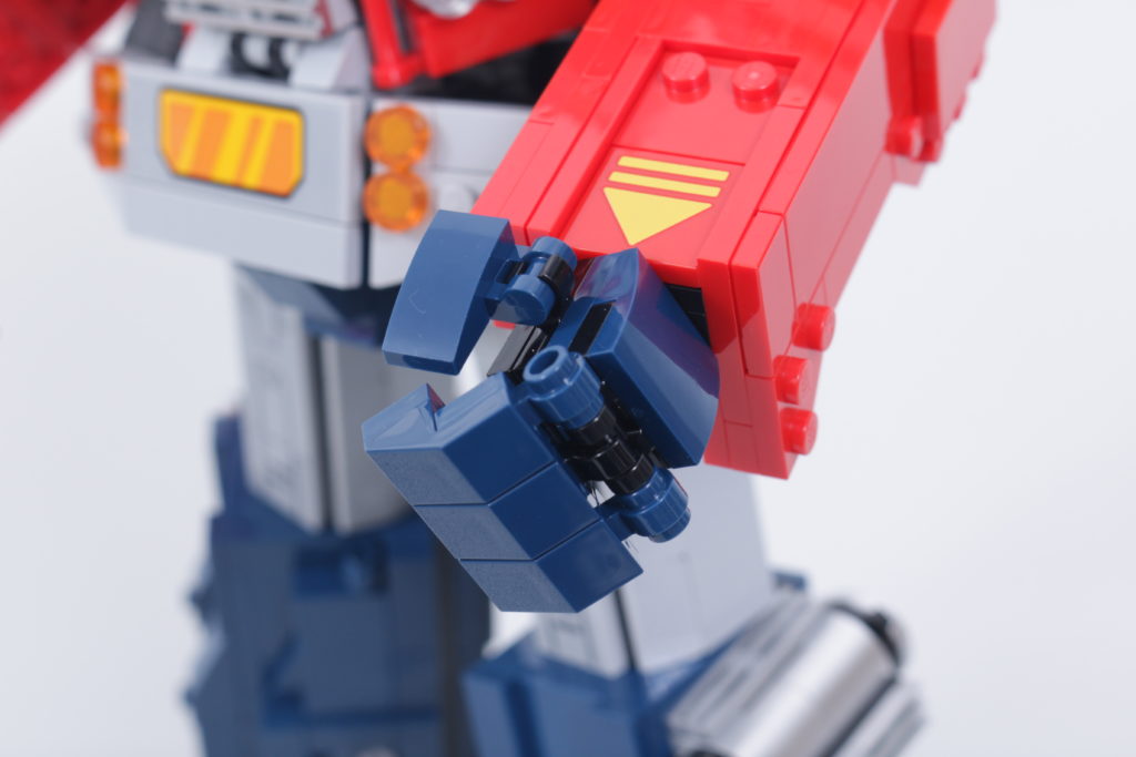 LEGO Transformers 10302 Optimus Prime review 19 1024x683