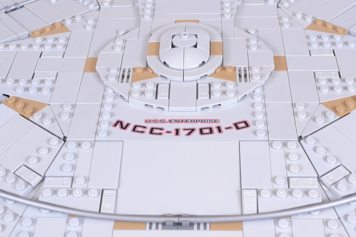 LEGO Icons 10356 USS Enterprise NCC 1701 D 12 1200x800