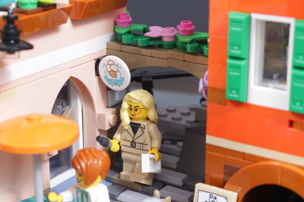 LEGO Ideas 21359 Italian Riviera review 17 1024x683