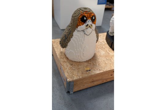 LEGO Brick Live auction Porg