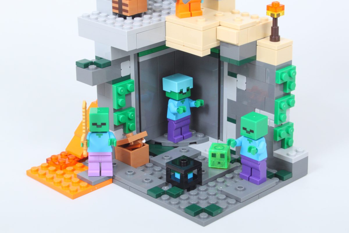lego minecraft 21587 zombie dungeon review 4 1200x800
