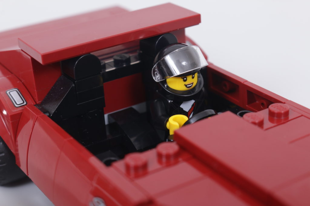 LEGO Speed Champions 76903 Chevrolet Corvette C8.R Race Car and 1968 Chevrolet Corvette review 13