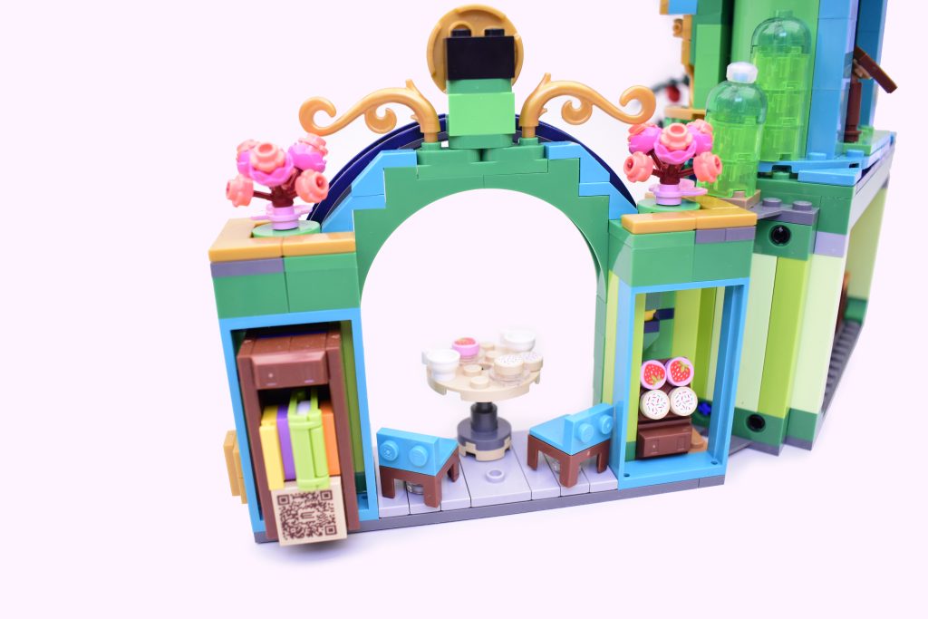 LEGO Wicked 75684 Welcome to Emerald City review 06 1024x683