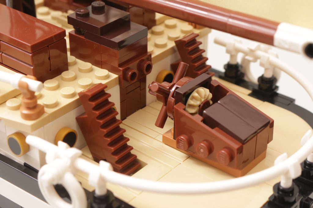 LEGO Icons 10335 The Endurance review 17 1024x683