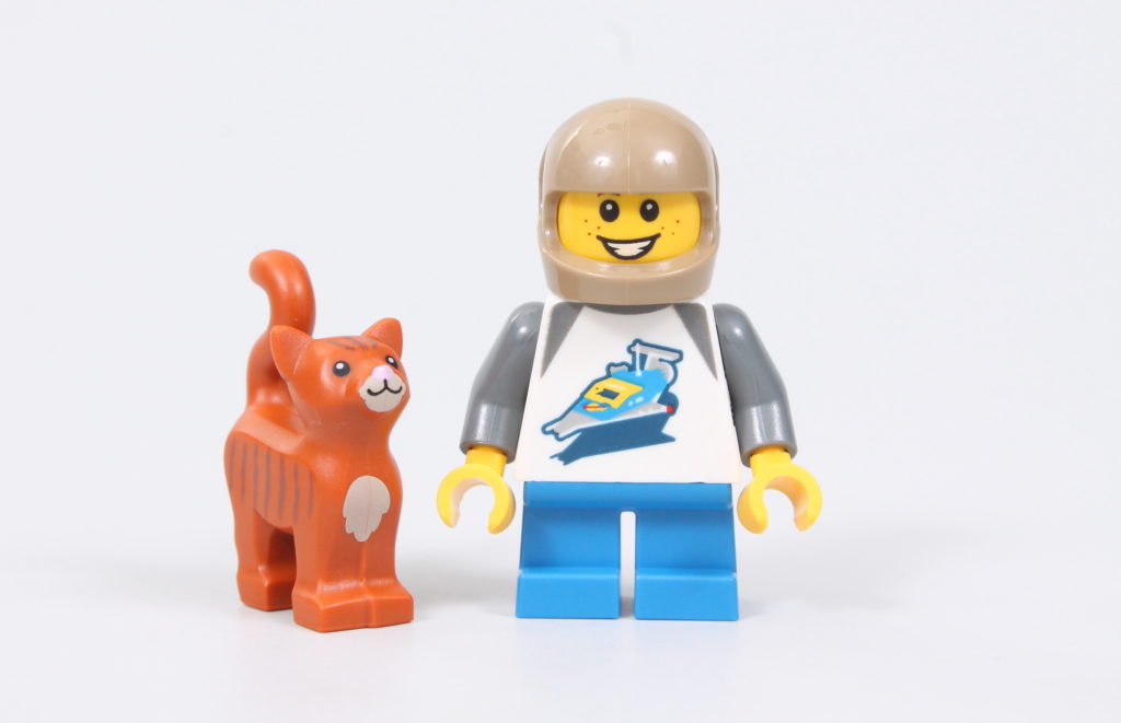 LEGO Ideas 40533 Cosmic Cardboard Adventures gift with purchase review 19 1024x661