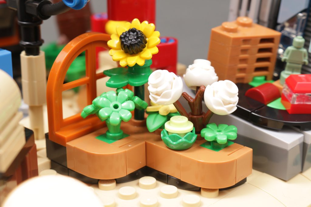 LEGO Ideas 21355 The Evolution of STEM review 21 1024x683