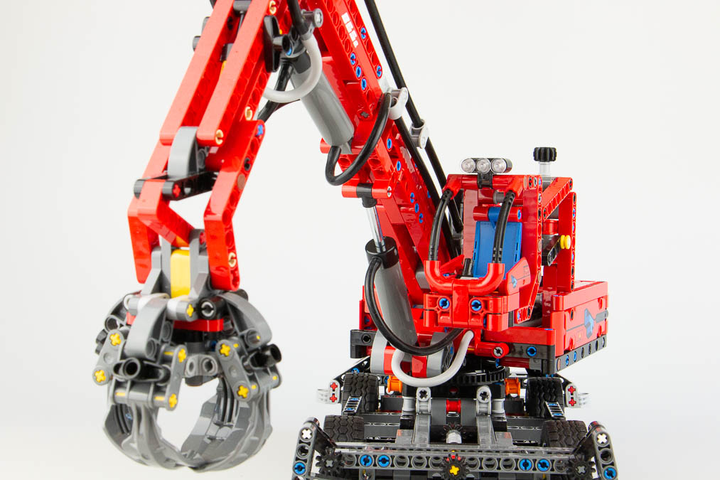 42144 Technic Material Handler 30