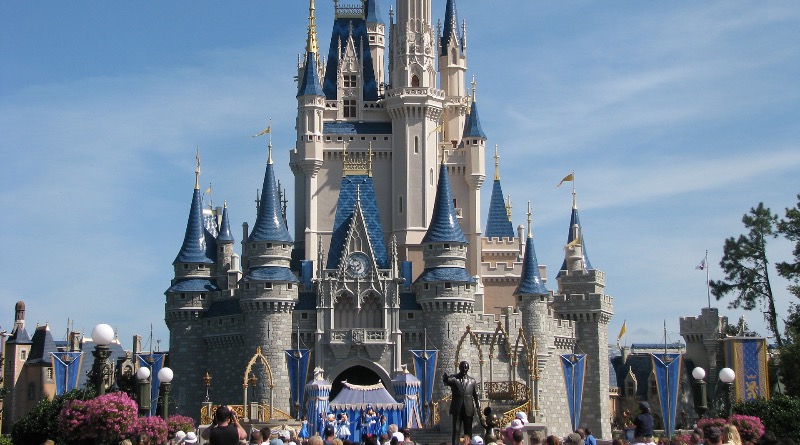 Microscale LEGO Disney Castle rumoured to be in the works