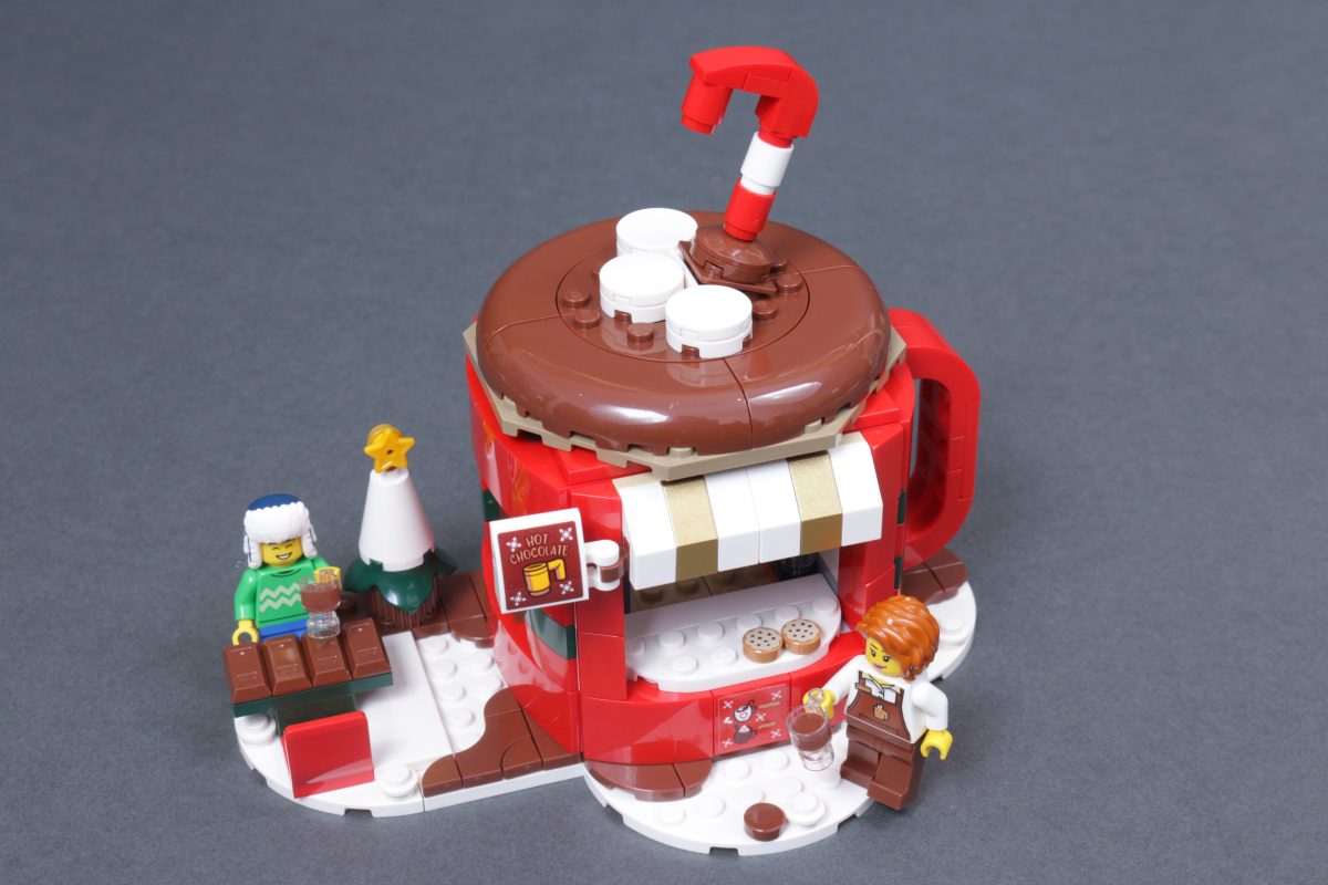 LEGO Insiders 40775 Mini Knights Castle and 40776 Hot Chocolate Stand reviews 8 1200x800