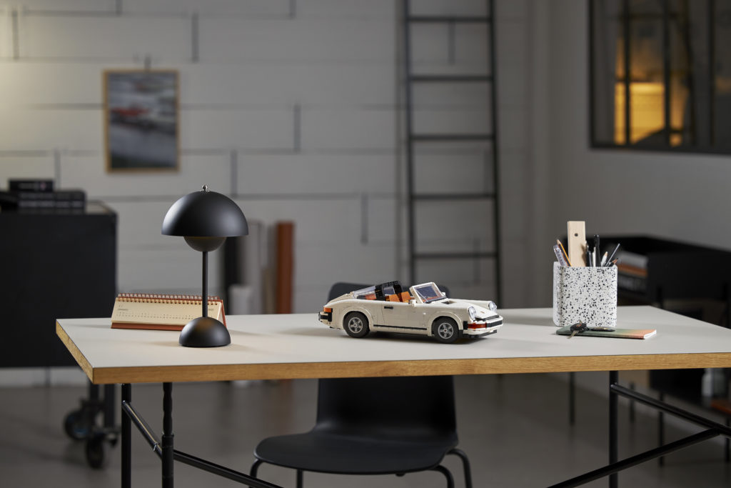10295 Porsche 911 Turbo and 911 Targa 7