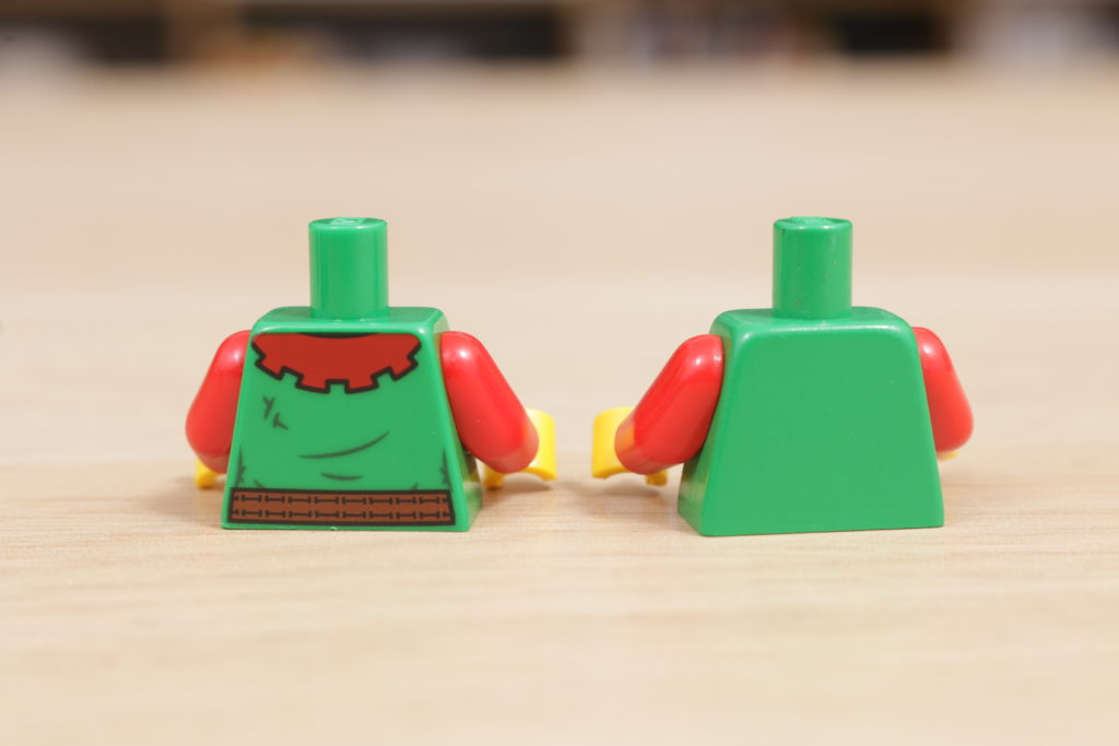 LEGO Castle 40567 Forest Hideout gift with purchase Classic Castle Forestmen minifigure comparison 7 1024x683