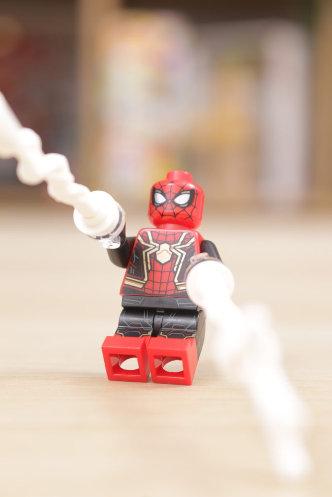LEGO Marvel 76185 Spider Man at the Sanctum Workshop review 16