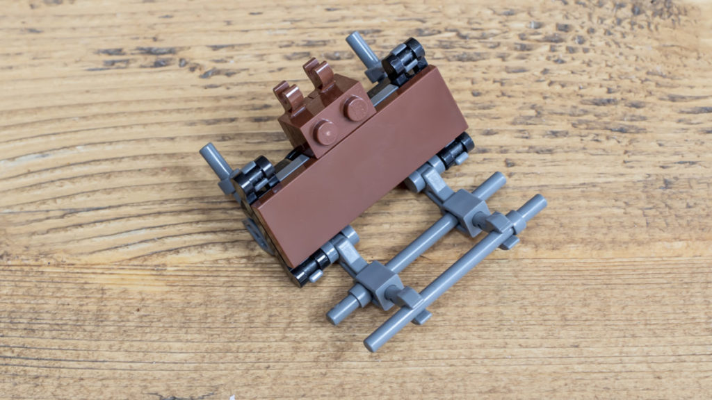 LEGO Creator 10298 Vespa 125 backrack 1 1024x576