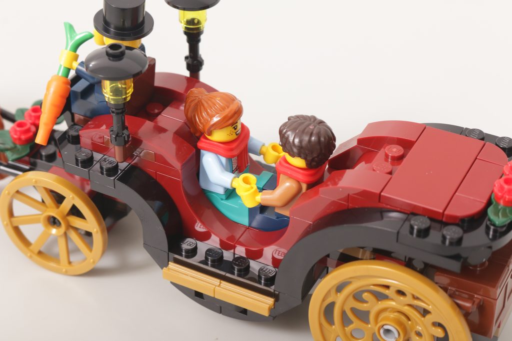 LEGO 40603 Wintertime Carriage Ride gift with purchase review 7 1024x683