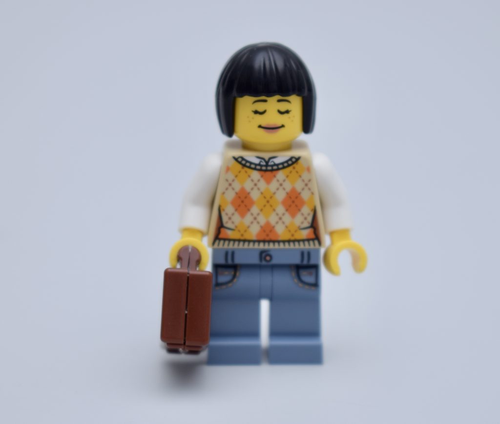 LEGO Icons 10325 Alpine Lodge Review 44 1024x868