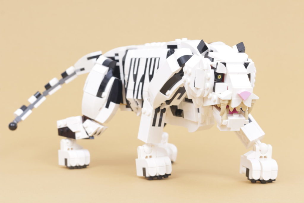 How to recolour LEGO Creator 3 in 1 31129 Majestic Tiger white 17 1024x683