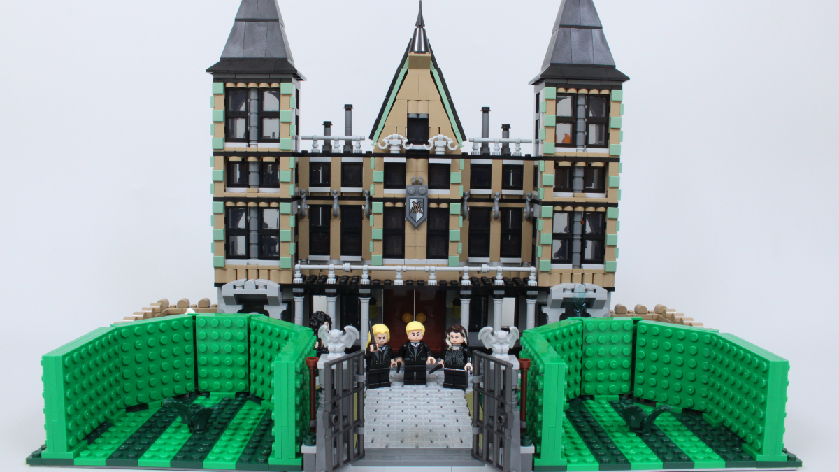 How to expand LEGO Harry Potter's retiring Malfoy Manor on a budget