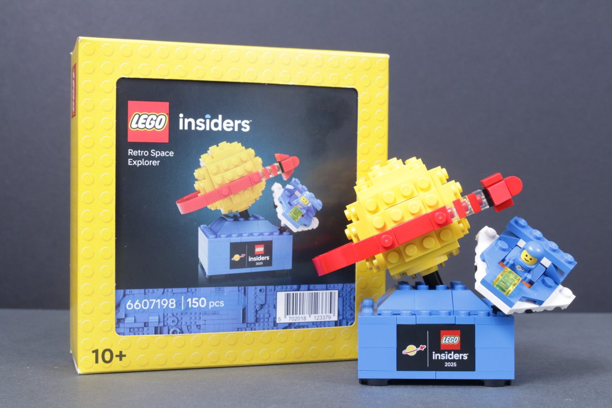 LEGO Insiders Reward 6607198 Retro Space Explorer review 1 1200x800