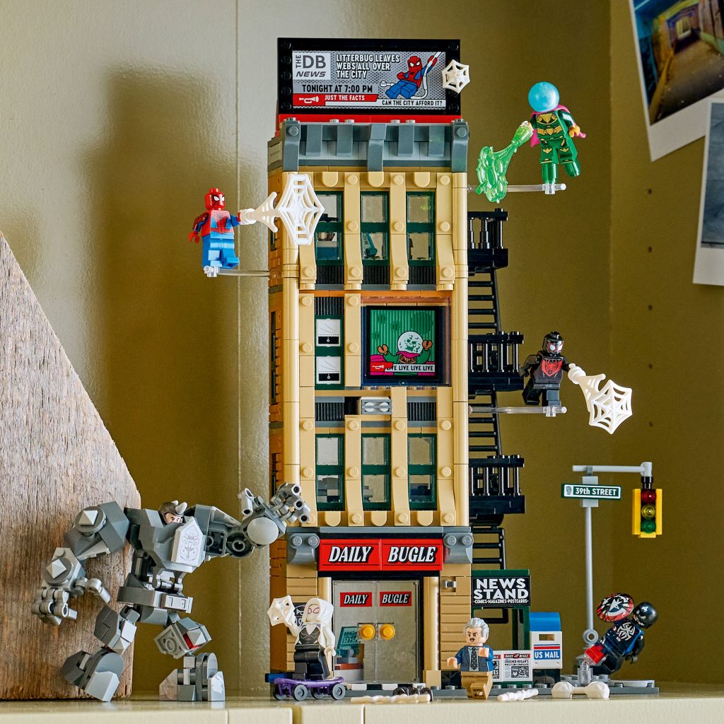 76342 76342 Spider Man vs. Mysterio The Daily Bugle 1 1024x1024