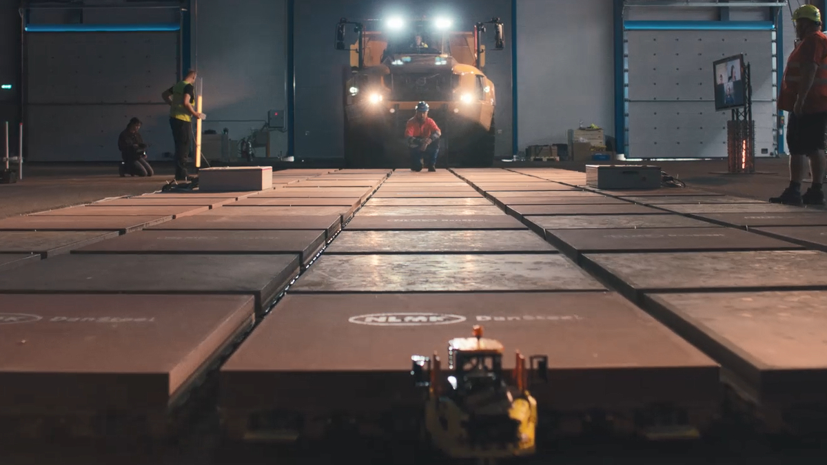Behind the scenes of using LEGO Technic to move a massive hauler