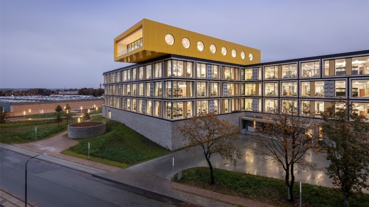 Take a virtual walk around Billund with the latest Bits N' Bricks podcast