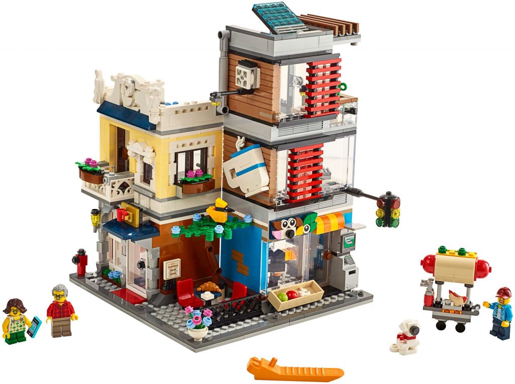 LEGO Creator 31097 Townhouse Pet Shop Cafe 1024x764