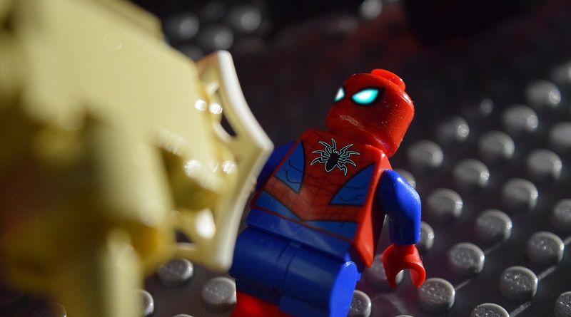 Brick Pic of the Day: Spider moves