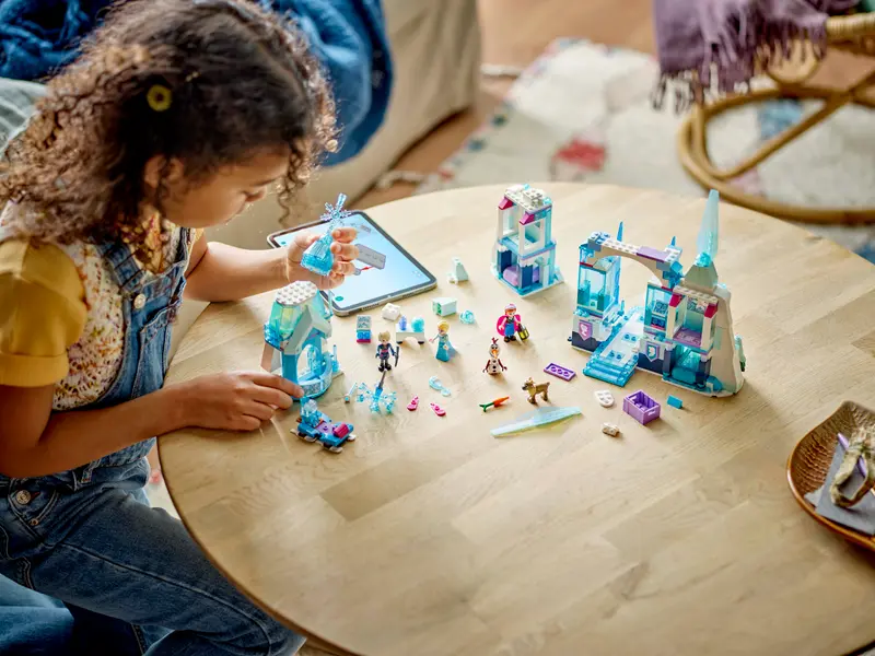 LEGO Disney 43244 Elsas Ice Palace Lifestyle 3