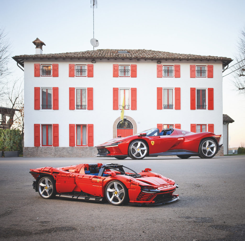 LEGO Technic 42143 Ferrari Daytona SP3 14 1024x1007