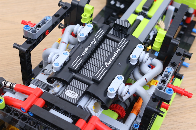 LEGO Technic 42115 Lamborghini Sian FKP 37 review 42