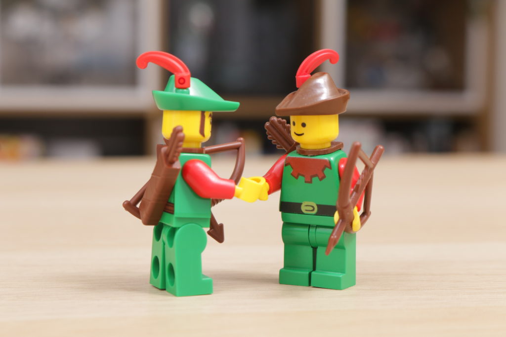 LEGO Castle 40567 Forest Hideout gift with purchase Classic Castle Forestmen minifigure comparison 2 1024x683