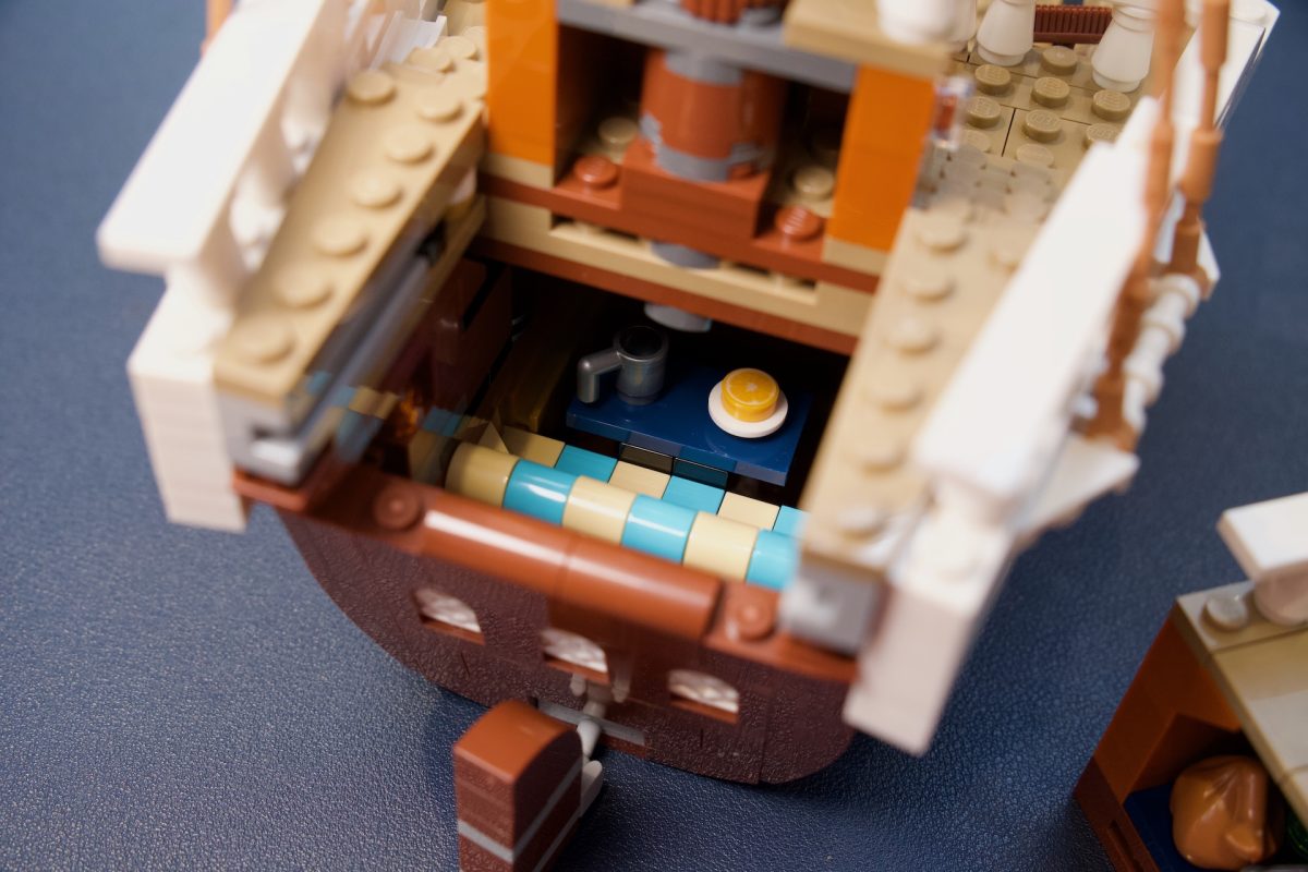 LEGO One Piece 75639 The Going Merry Pirate Ship critique 13 1200x800