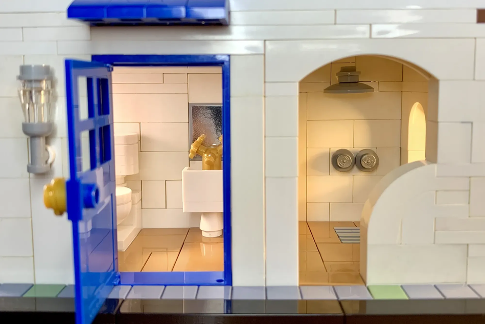 LEGO Ideas Greek Holiday 4