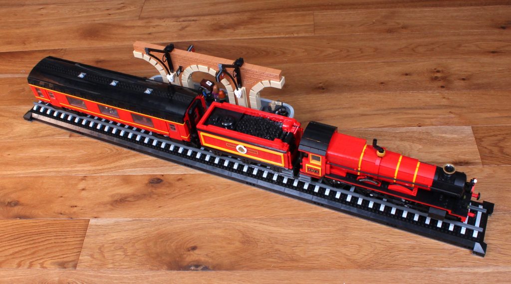 LEGO Harry Potter 76405 Hogwarts Express Collectors Edition review 1 1024x569