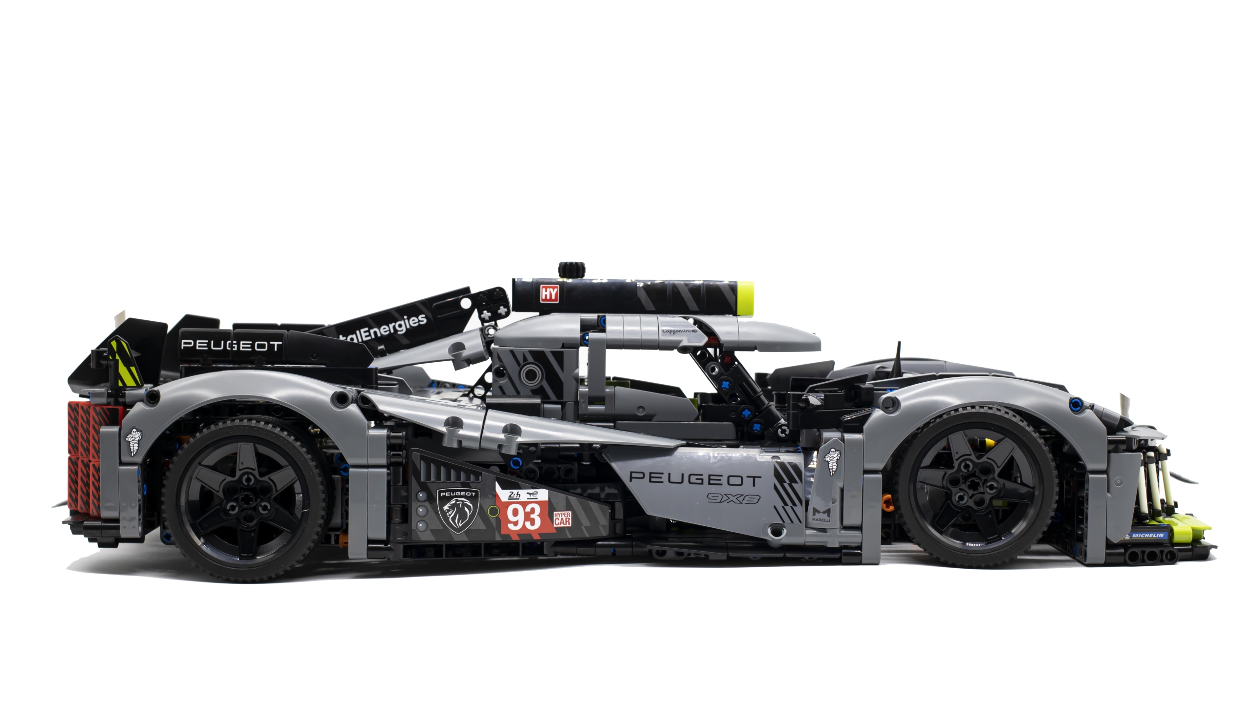 LEGO Technic 42156 PEUGEOT 9X8 24H Le Mans Hybrid Hypercar 3 scaled